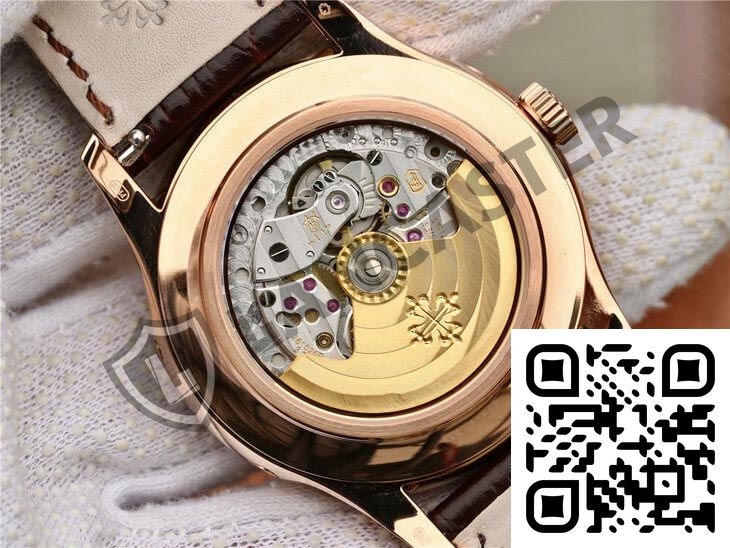 A Close Up Of A Watch