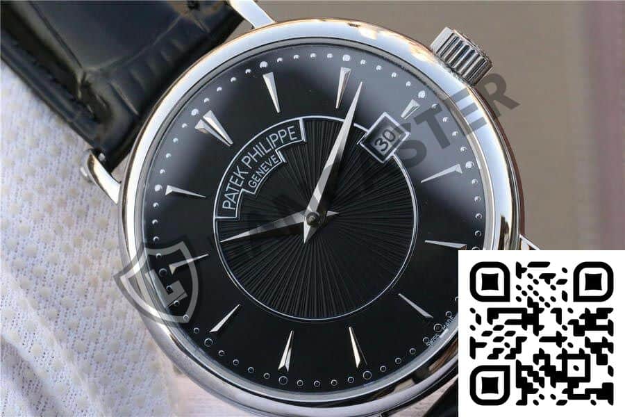 A Close Up Of A Watch