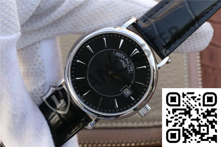 A Close Up Of A Watch
