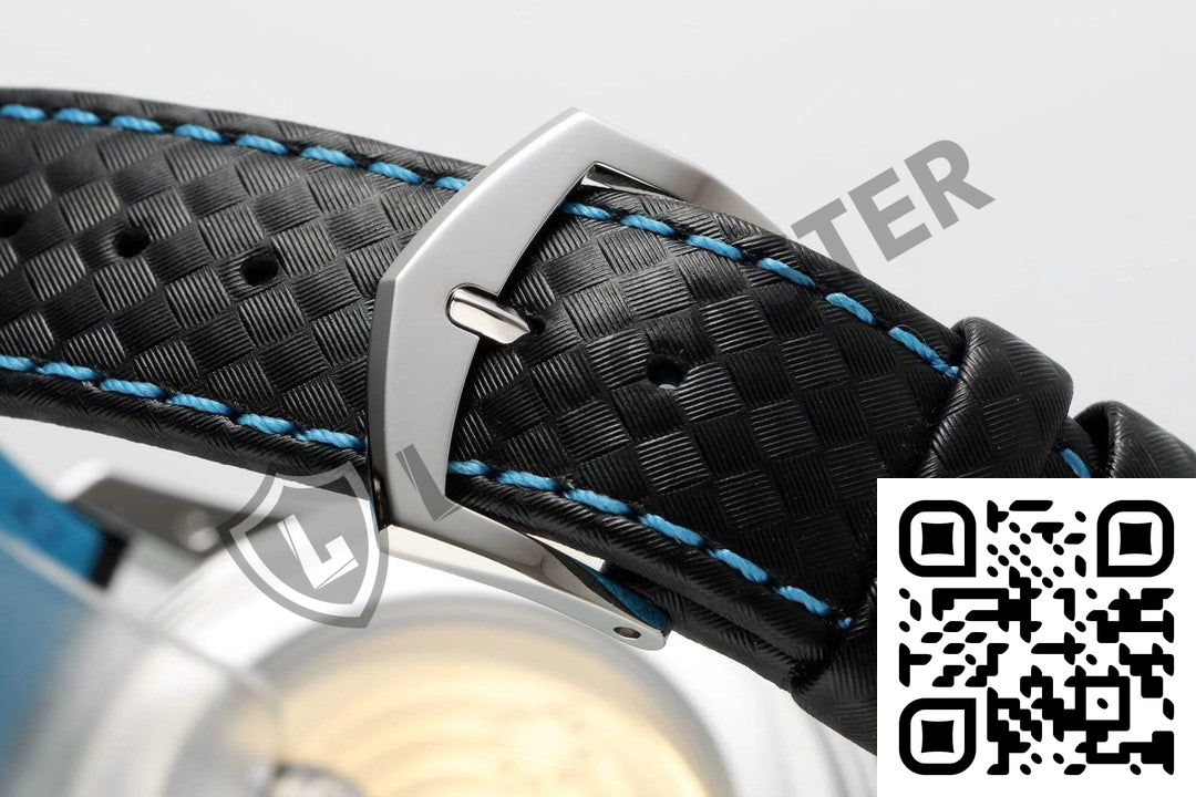 A Close Up Of A Watch